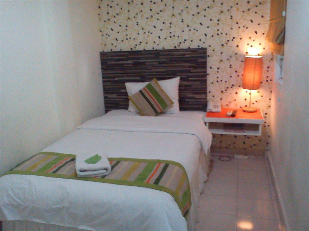 דנפסאר Santosa City Hotel מראה חיצוני תמונה
