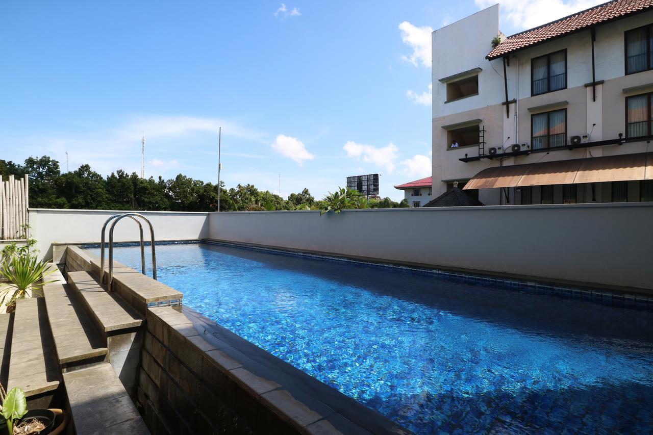 דנפסאר Santosa City Hotel מראה חיצוני תמונה