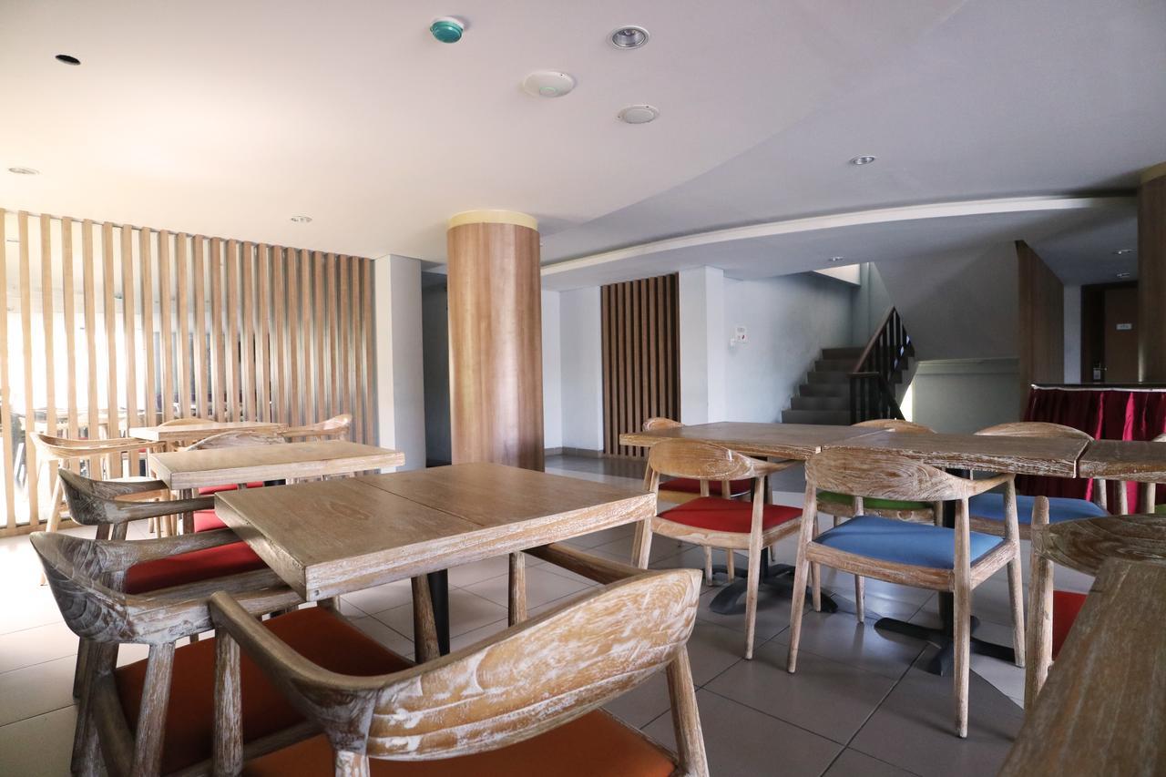 דנפסאר Santosa City Hotel מראה חיצוני תמונה