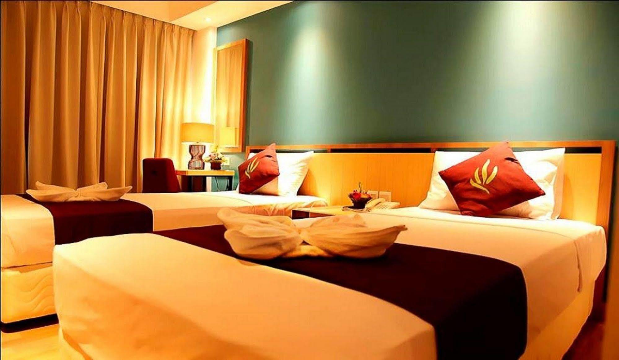 דנפסאר Santosa City Hotel מראה חיצוני תמונה