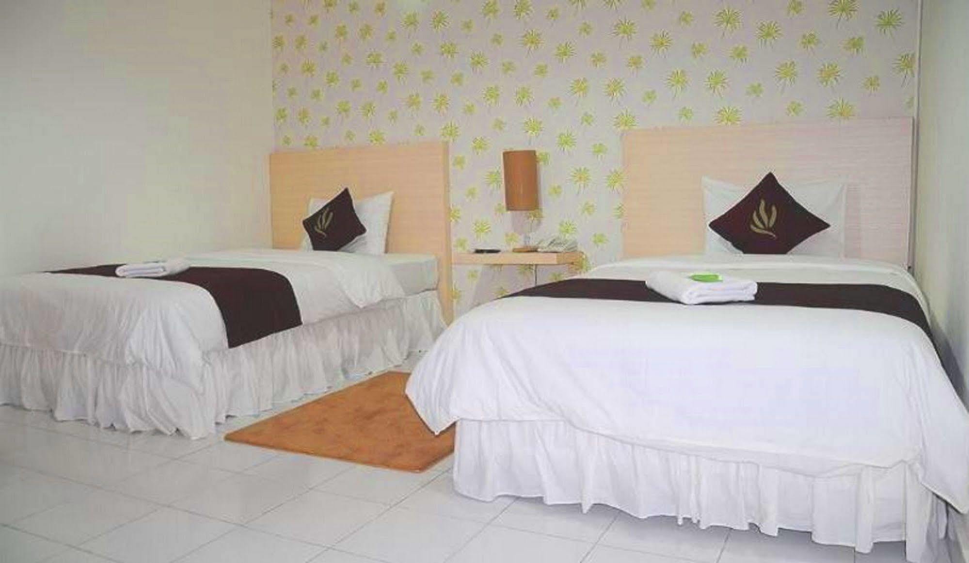 דנפסאר Santosa City Hotel מראה חיצוני תמונה
